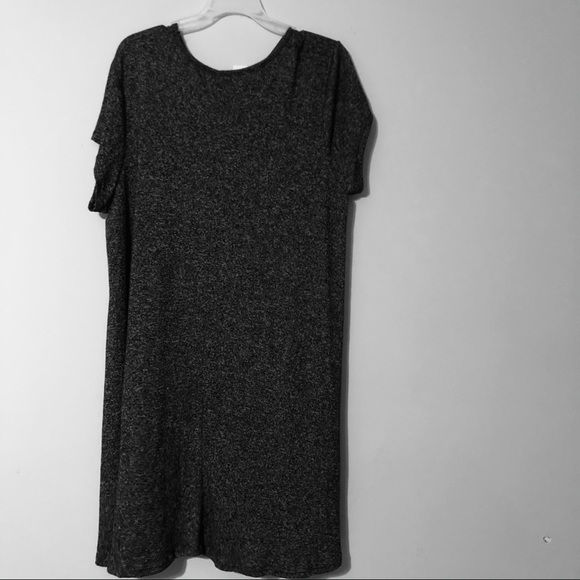 TRY!THIS | Charcoal V-Cut Neck Tunic Dress | 1X - Picture 7 of 9